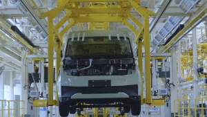 Fabricación de la Farizon SV