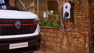 Renault Trucks E-Tech Master L2H2 Furgón Red Edition