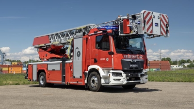 Rosenbauer y MAN lanzan el primer camión eléctrico con escalera giratoria